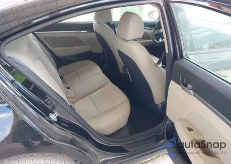 2020 Hyundai Elantra Sel z USA, uszkodzony, nr VIN 5NPD84LF9LH507214